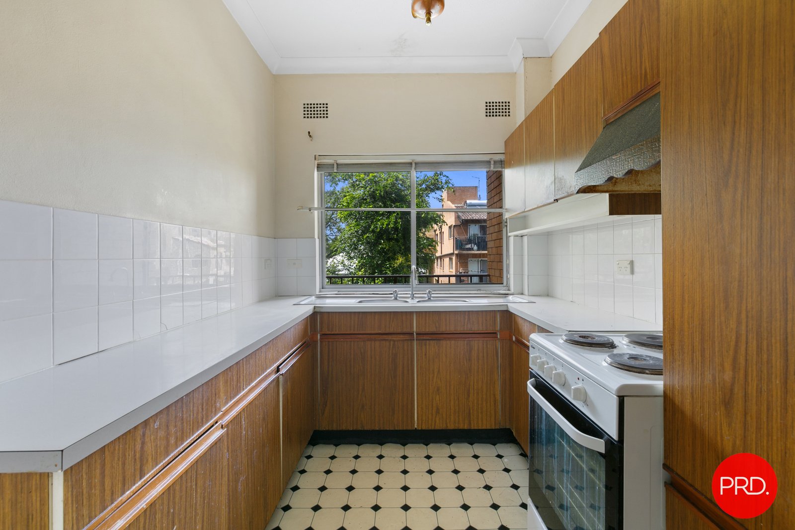 6/9-11 Argyle Street CARLTON 3