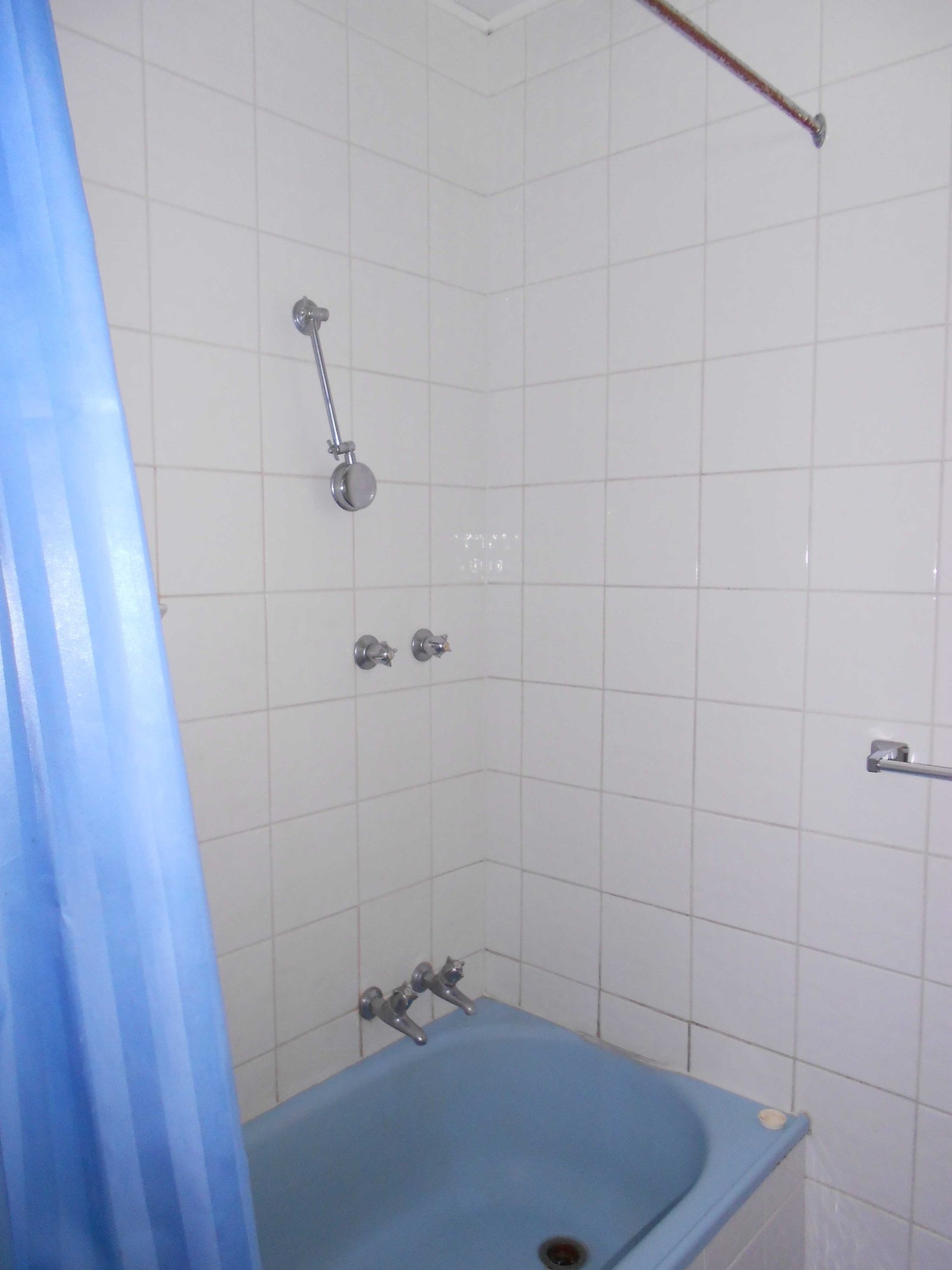 6/9 Aminya Avenue DELACOMBE 6