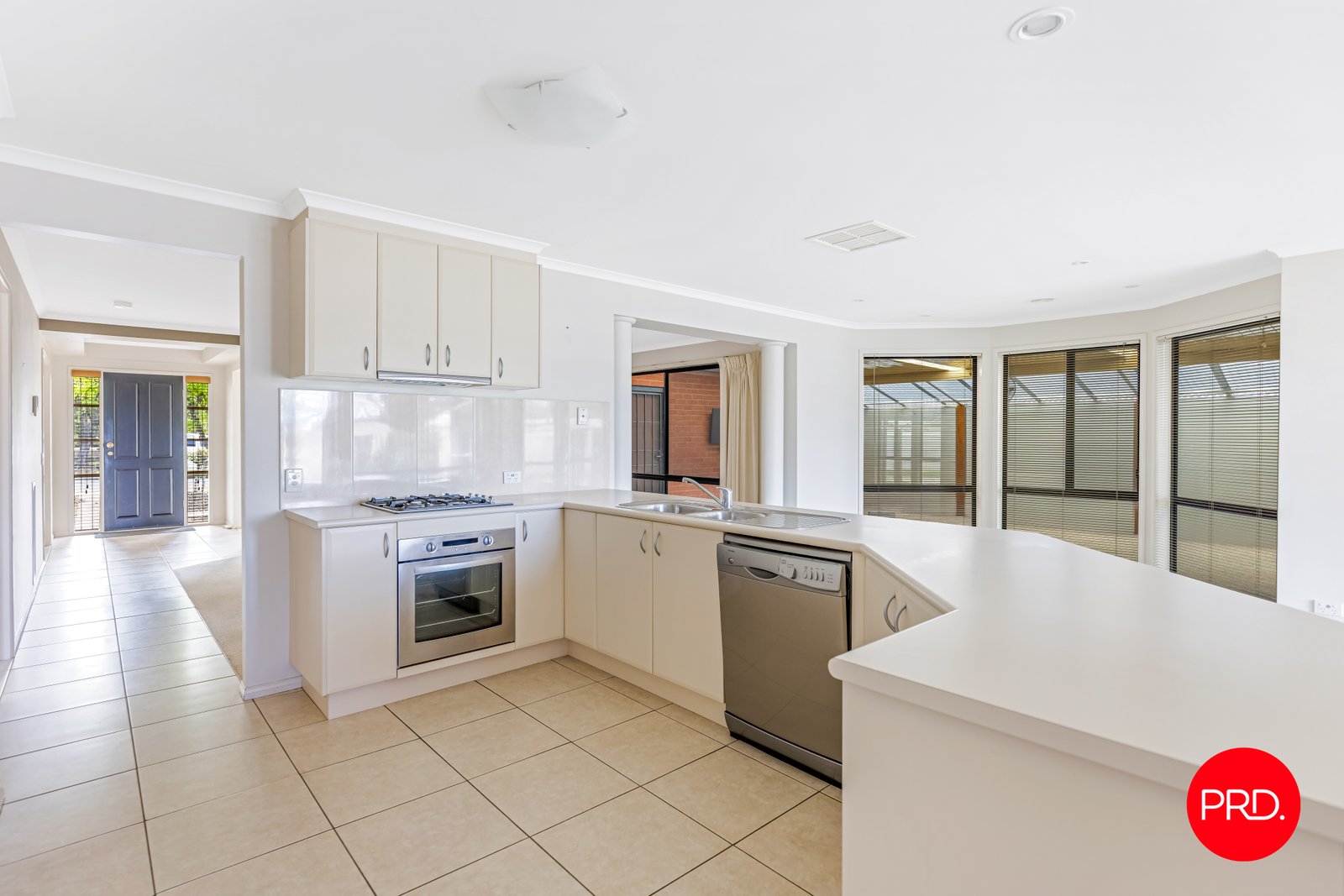 69 Arthurs Cresent  STRATHFIELDSAYE 3