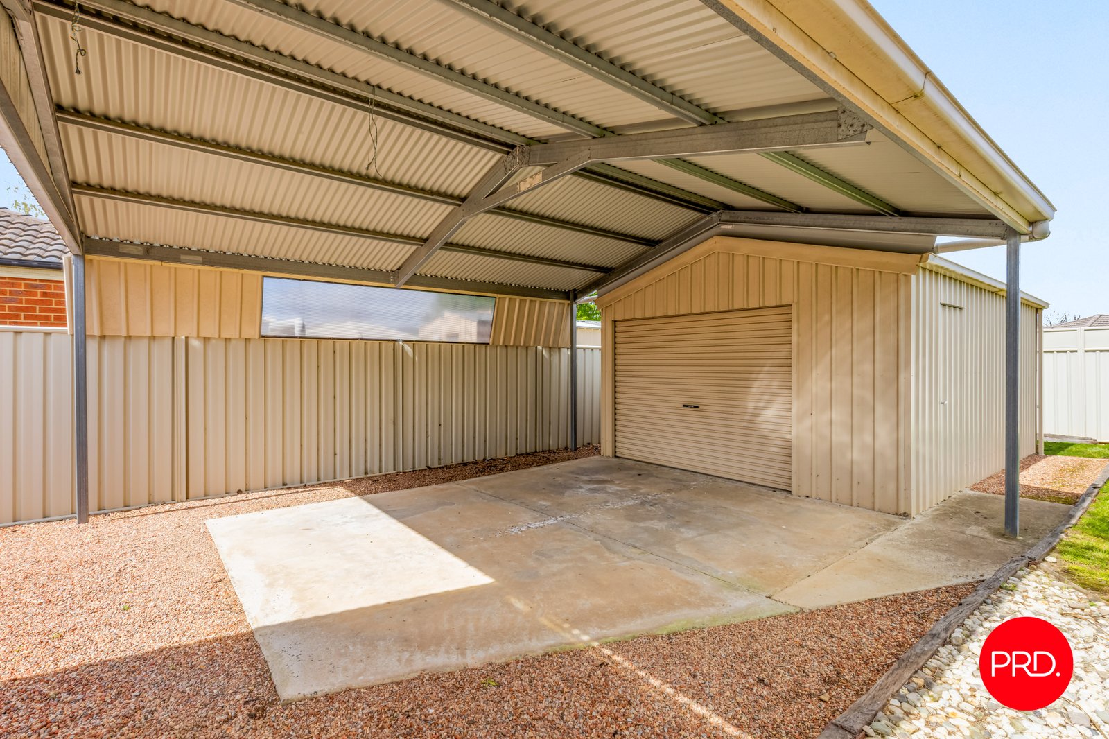 69 Arthurs Cresent  STRATHFIELDSAYE 17