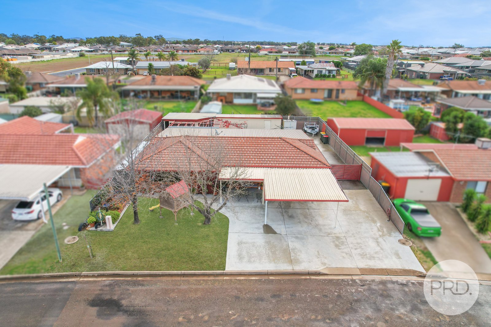 69 Blaxland Way TAMWORTH 25