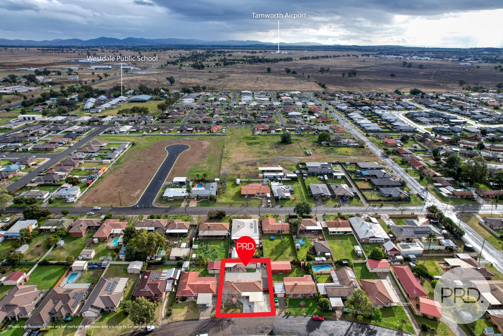 69 Blaxland Way TAMWORTH 27