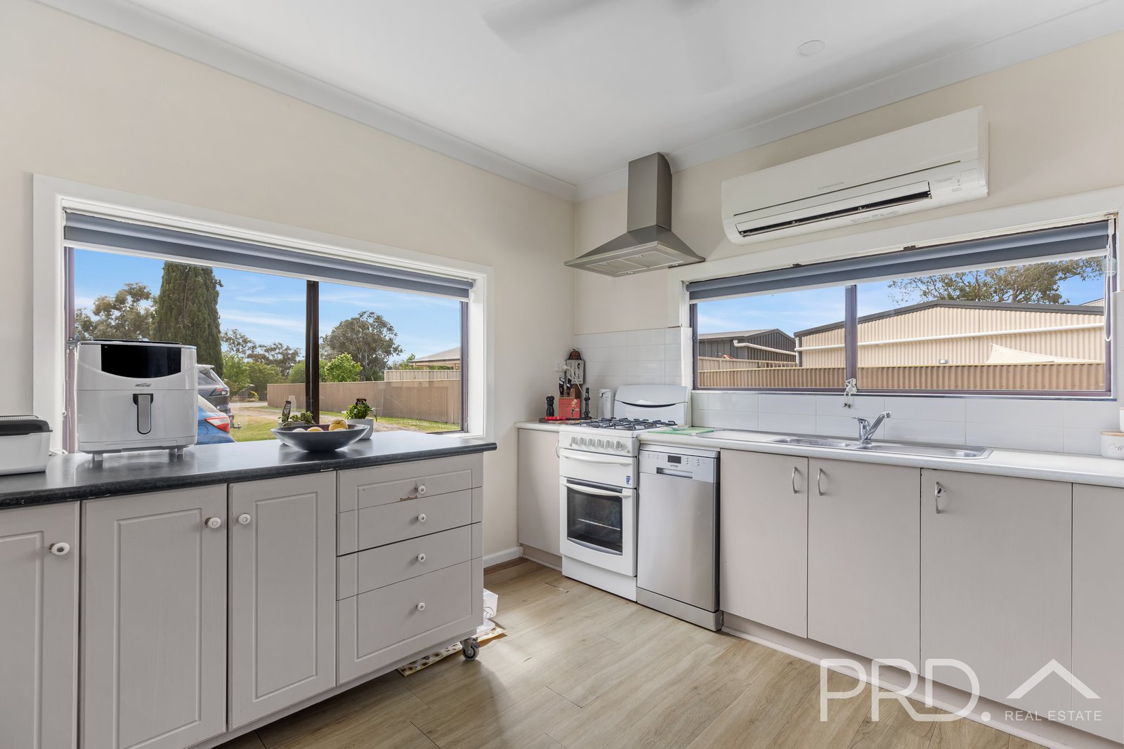 69 Blowering Road TUMUT 4