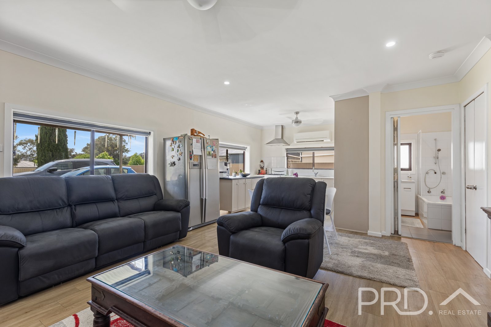 69 Blowering Road TUMUT 10