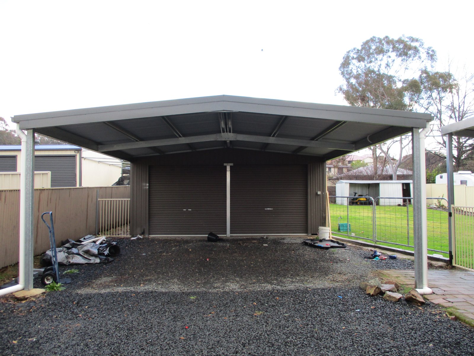 69 Blowering Road TUMUT 9