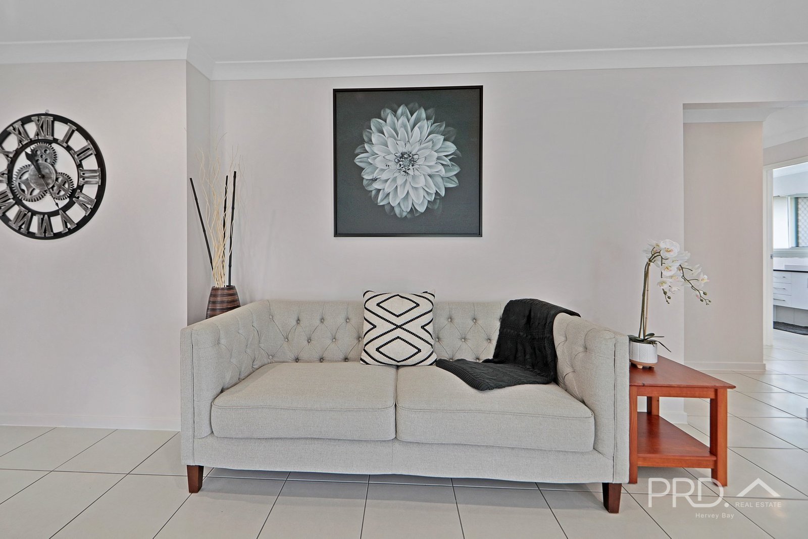 69 Bradman Way URANGAN 9