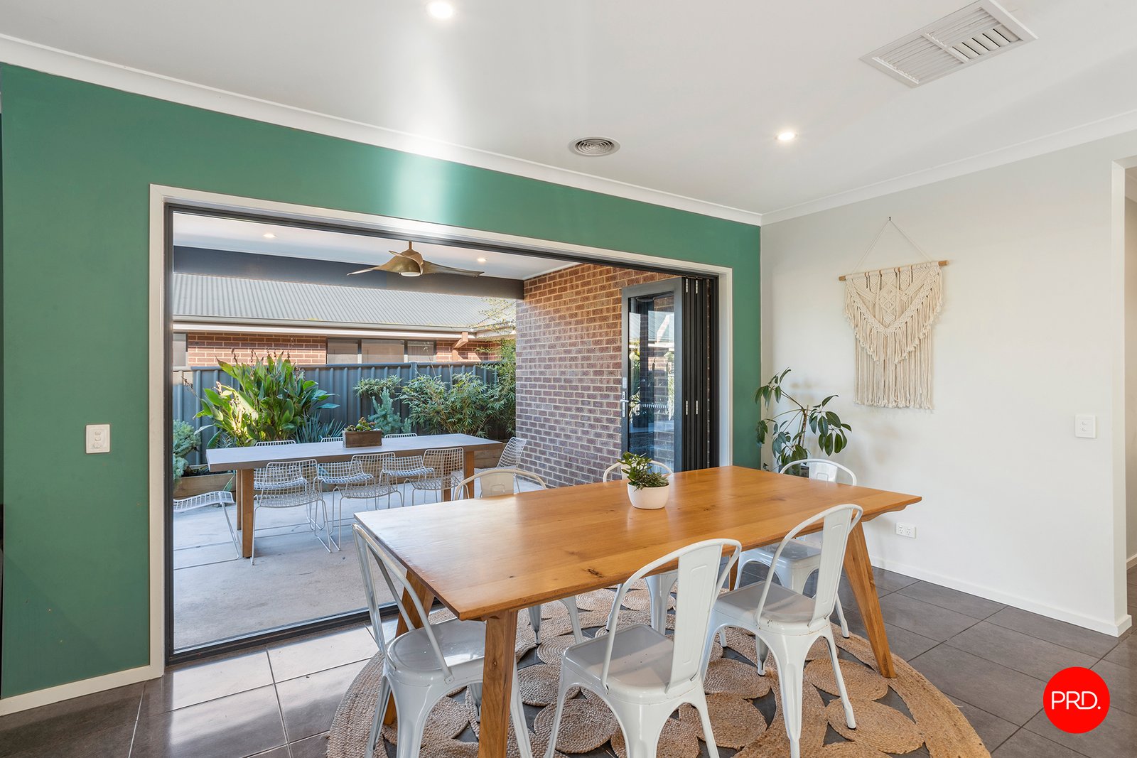 69 Buckland Street WHITE HILLS 6