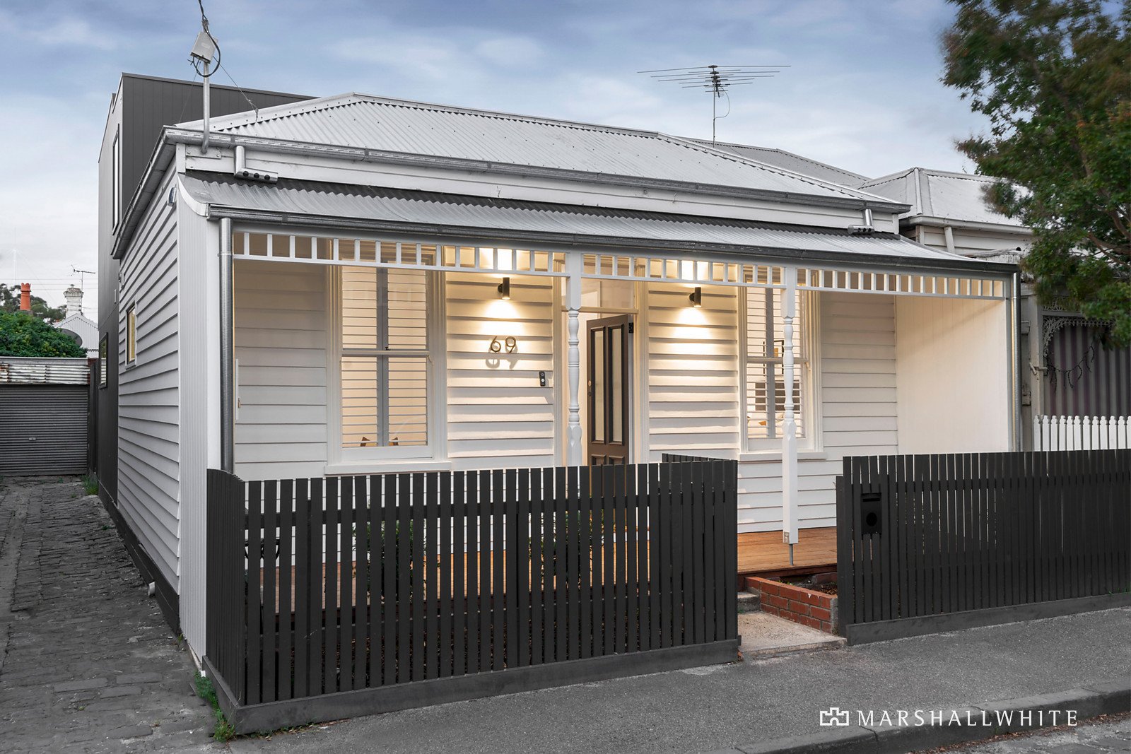 69 Carter Street, Middle Park, VIC