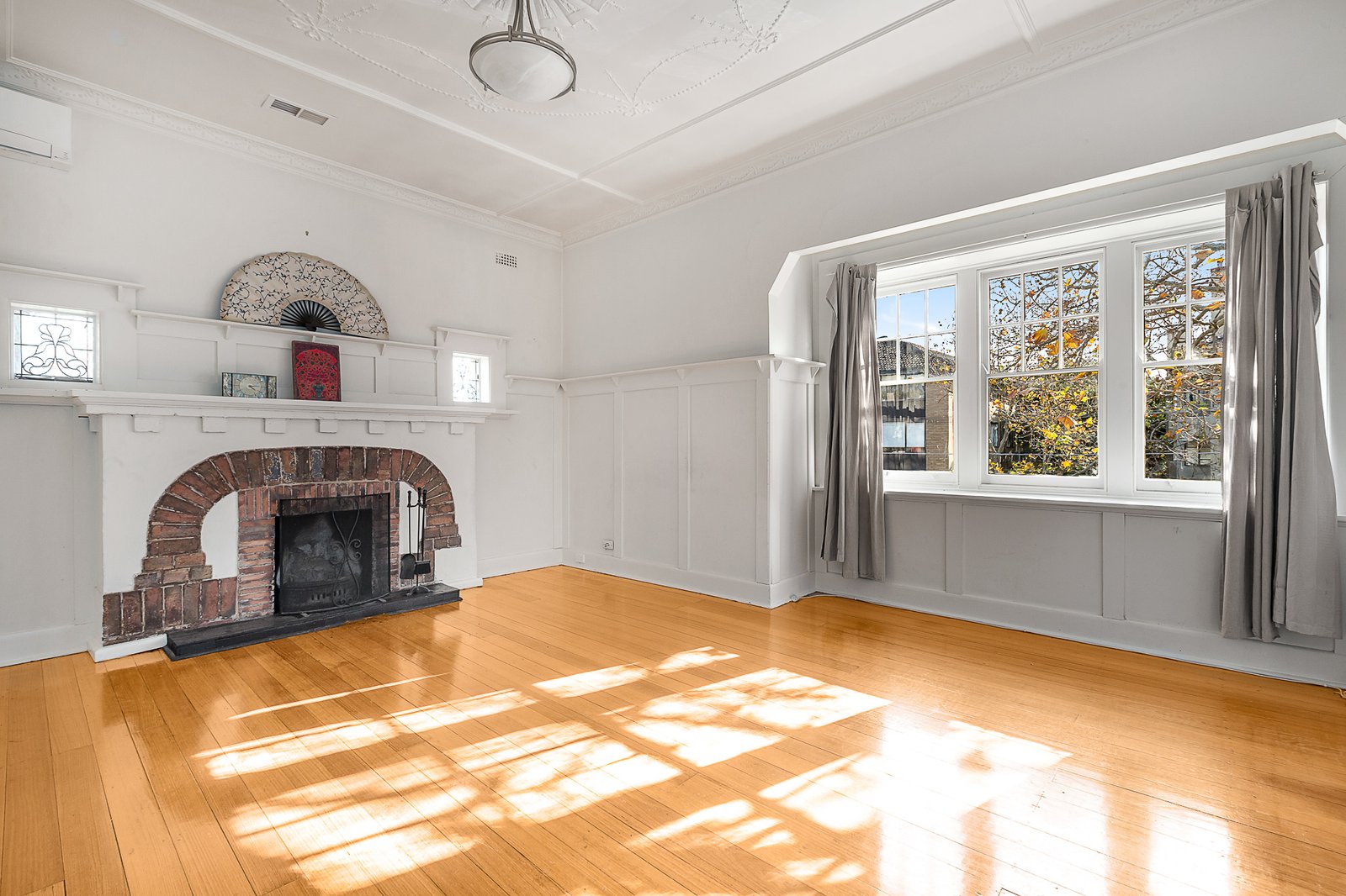 Gallery: 6/9 Charnwood Road