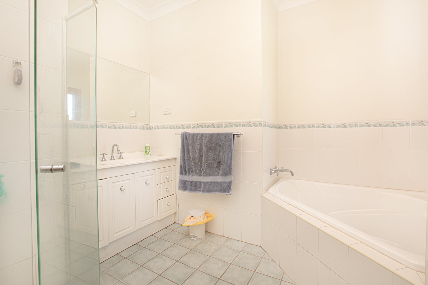 69 Collinson Street TENAMBIT 12