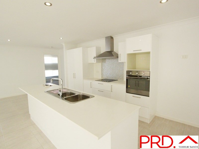 69 DAINTREE Boulevard NEW AUCKLAND 2