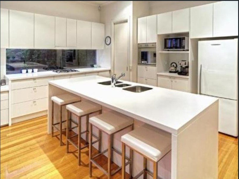 Gallery: 69 Daley Street