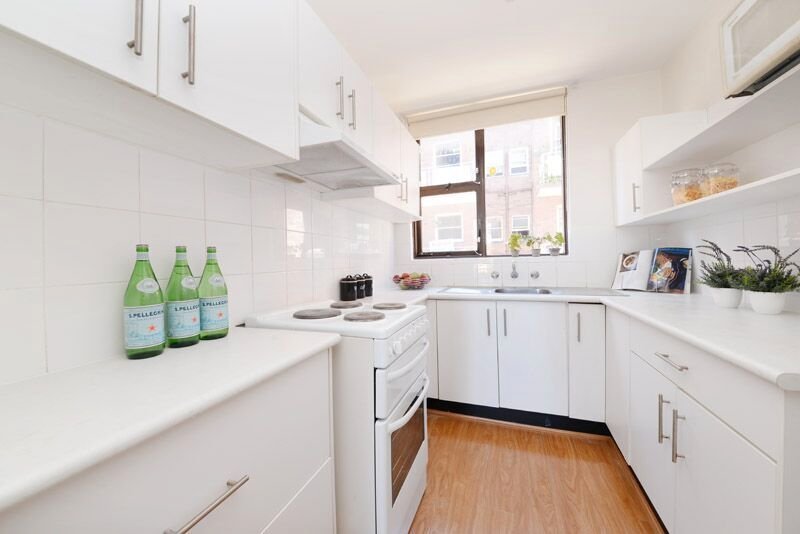 6/9 Devitt Place HILLSDALE 2