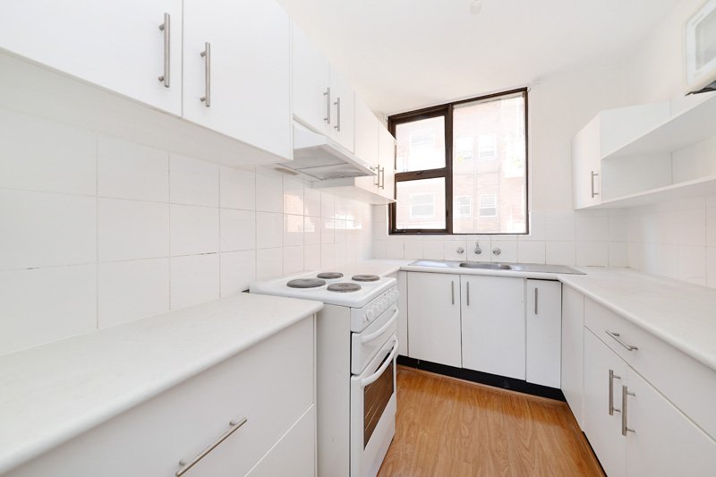 6/9 Devitt Place HILLSDALE 2