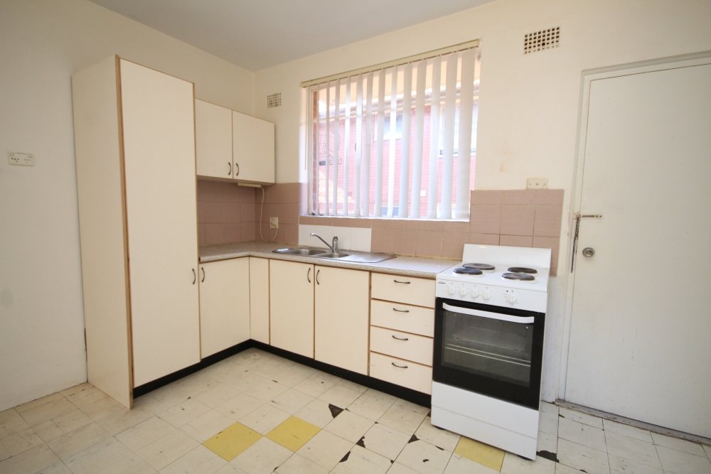 6/9 Fairmount Street LAKEMBA 2