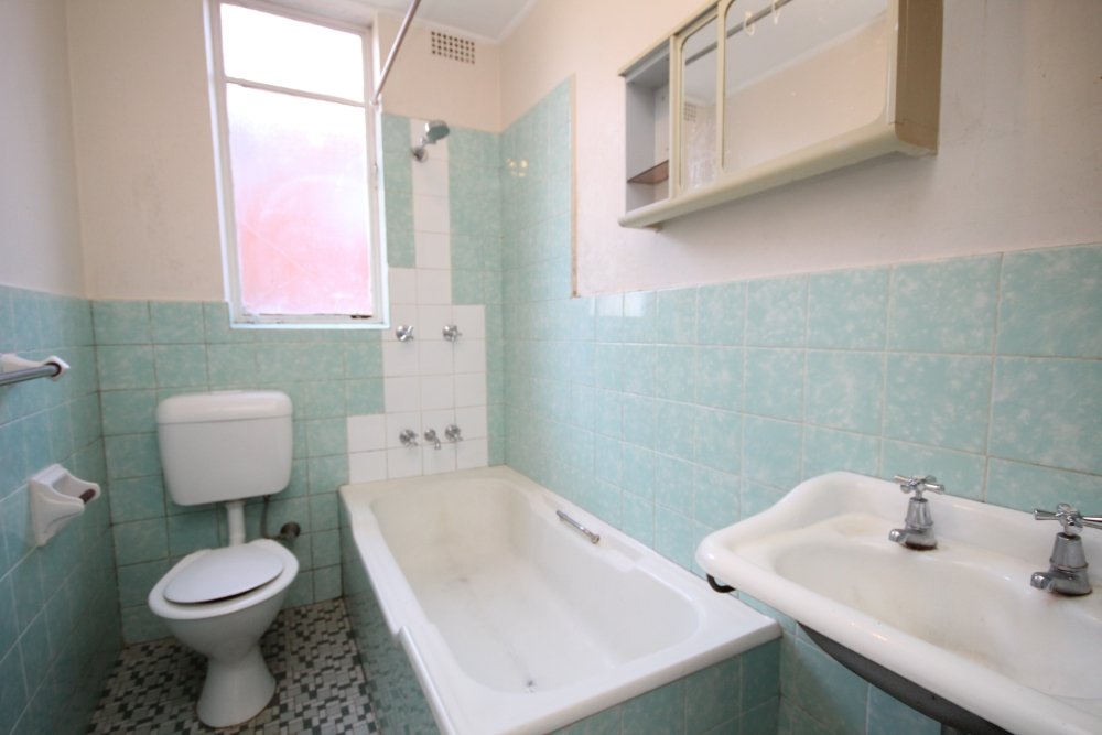 6/9 Fairmount Street LAKEMBA 4