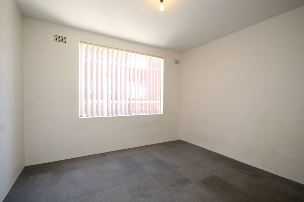 6/9 Fairmount Street LAKEMBA 5