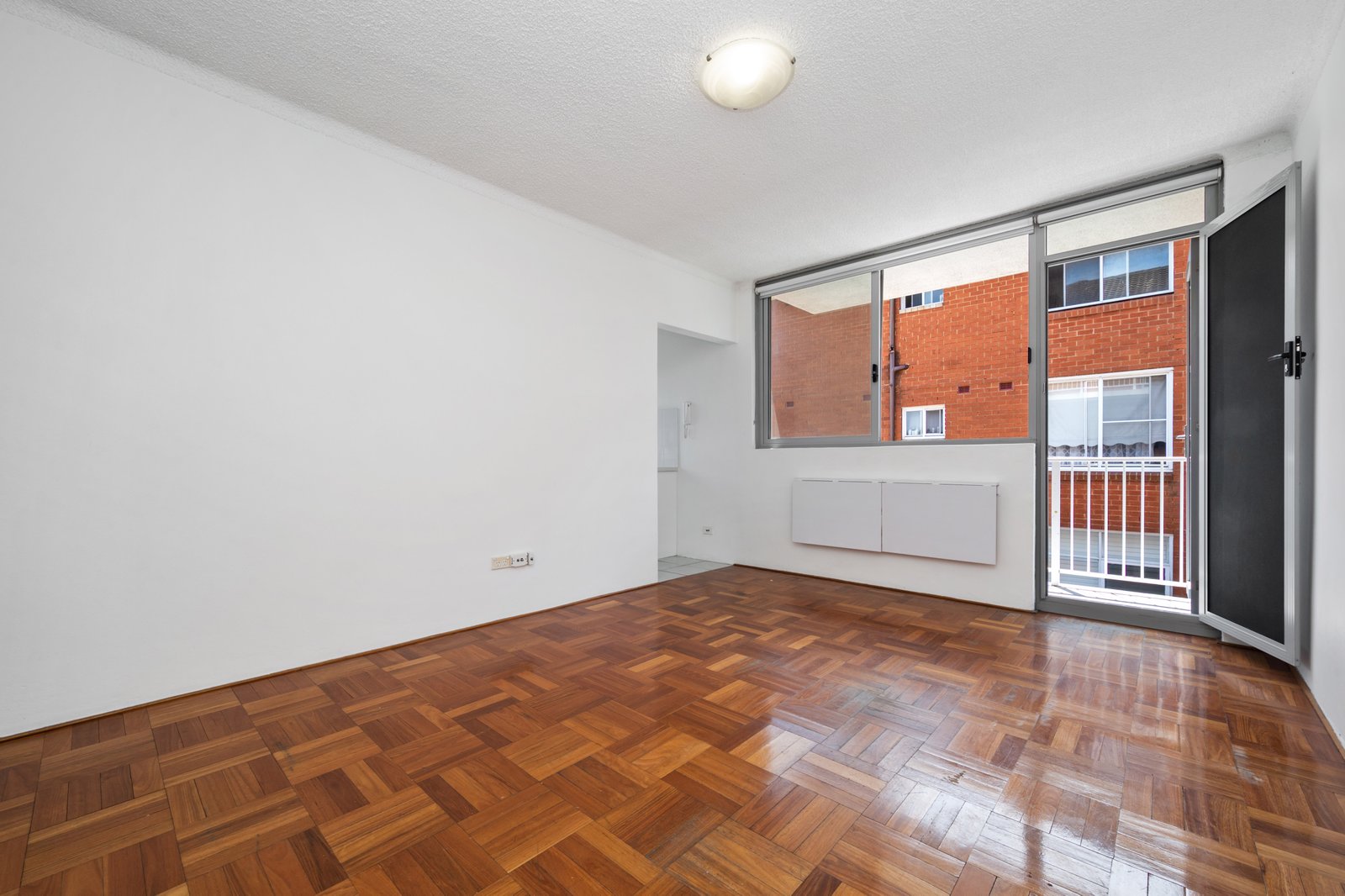 6/9 Flack Avenue HILLSDALE 7