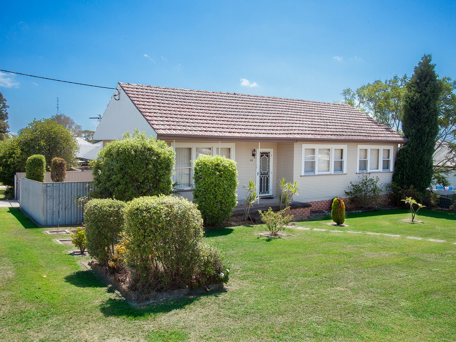 69 Flinders Street EAST MAITLAND 2