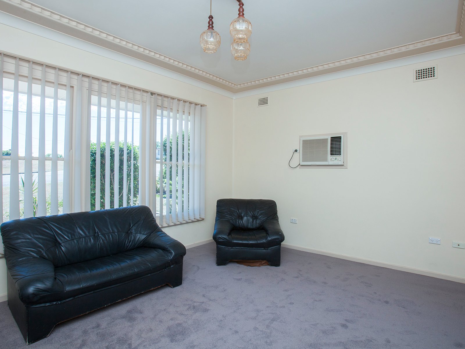 69 Flinders Street EAST MAITLAND 3