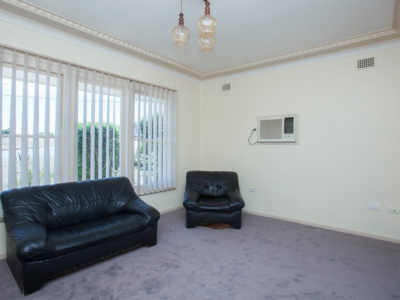 69 Flinders Street EAST MAITLAND 3