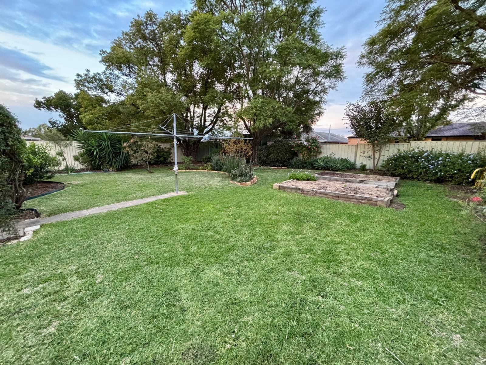 69 Garden Street SOUTH TAMWORTH 8