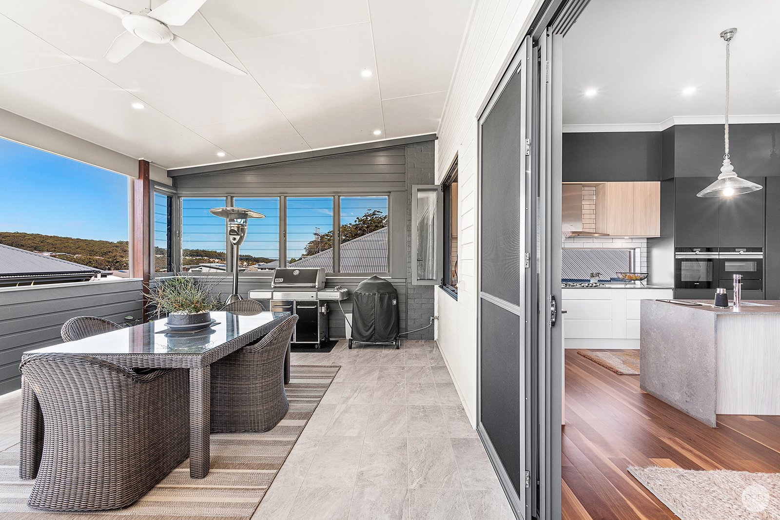 69 Gawul Circuit CORLETTE 15