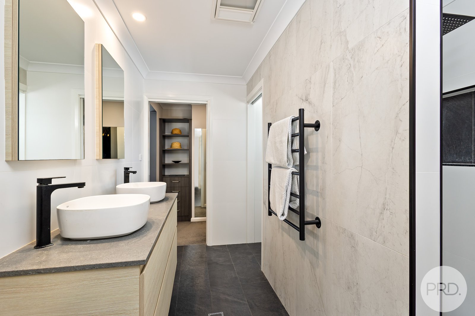 69 Gawul Circuit CORLETTE 23