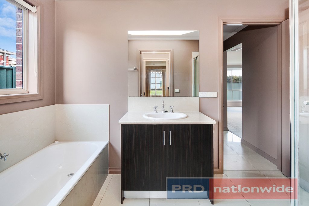 69 Hill Street SEBASTOPOL 5