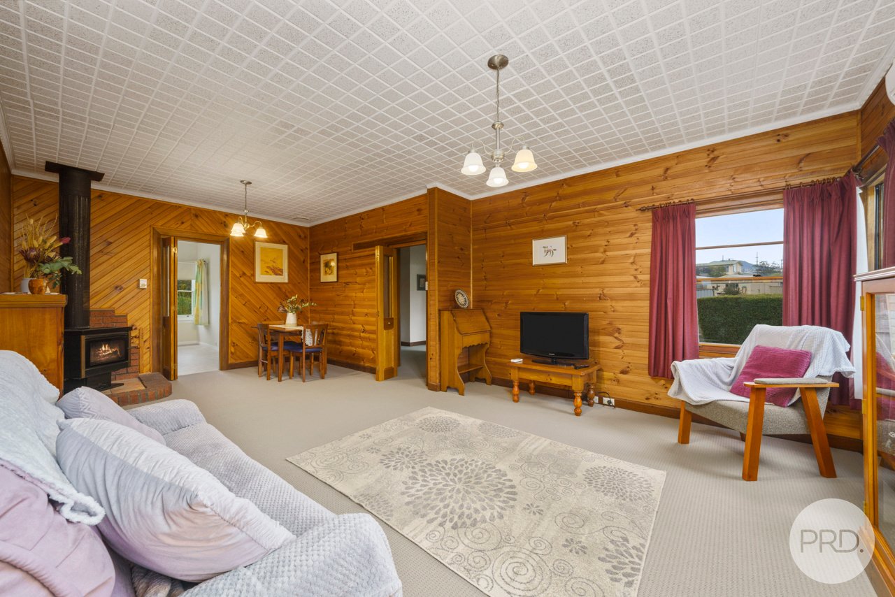 69 Hobart Road NEW NORFOLK 4