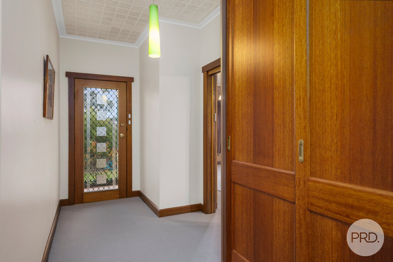 69 Hobart Road NEW NORFOLK 16
