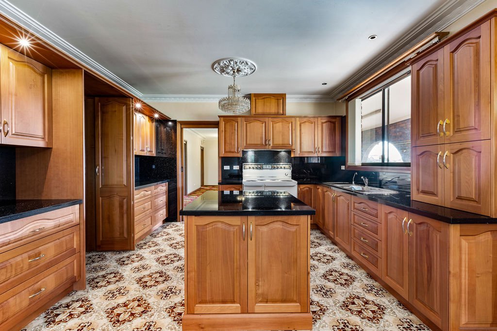 69 Homestead Rd  Orchard Hills 3