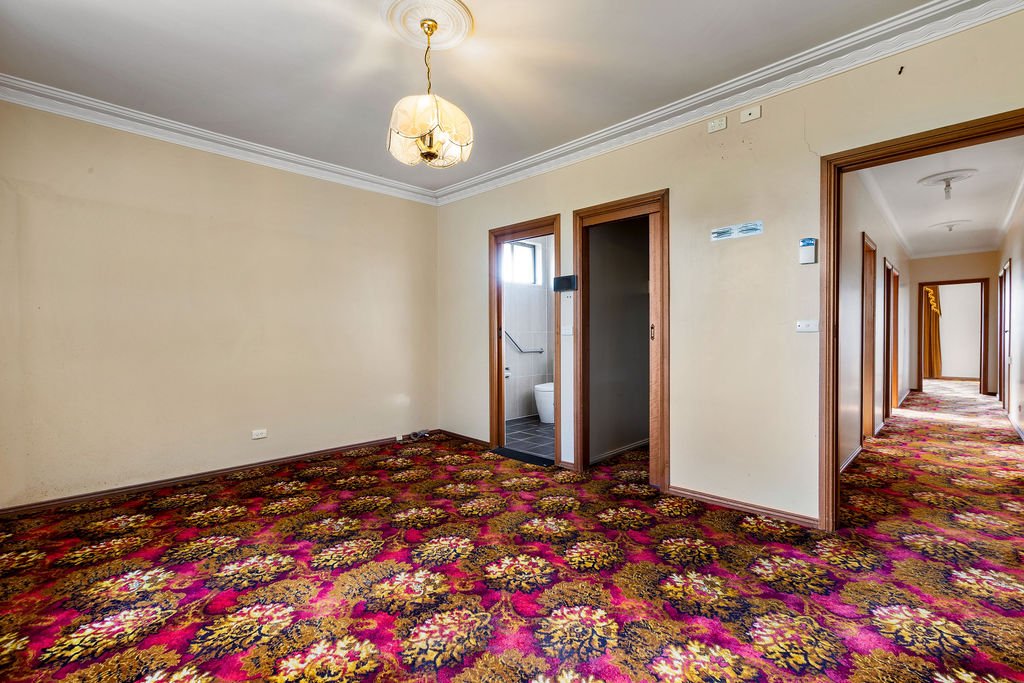 69 Homestead Rd  Orchard Hills 10