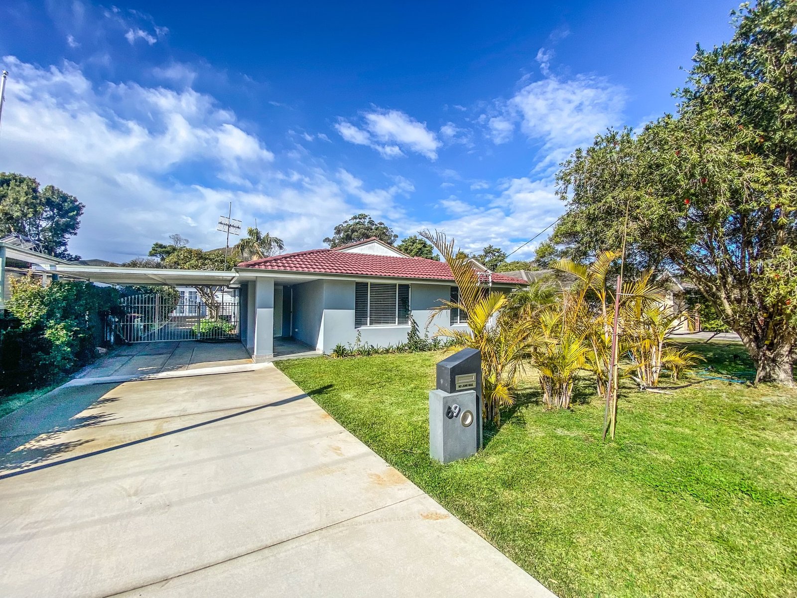 69 Horace Street SHOAL BAY 30