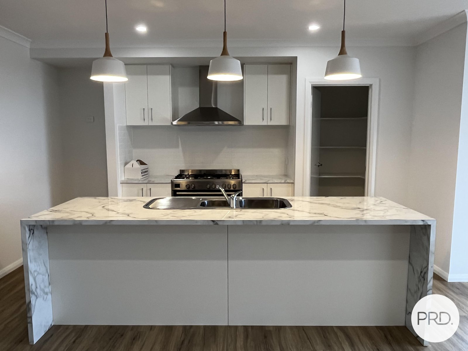 69 Hurley Circuit BARANDUDA 2