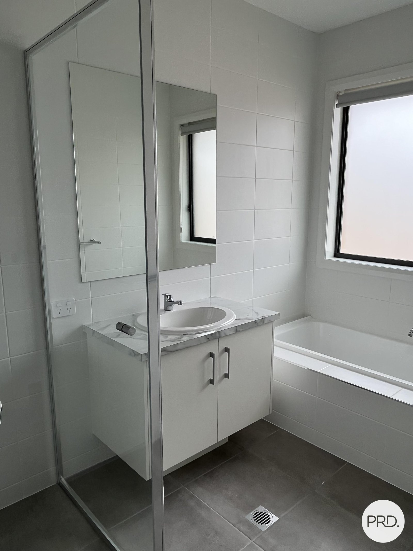 69 Hurley Circuit BARANDUDA 12