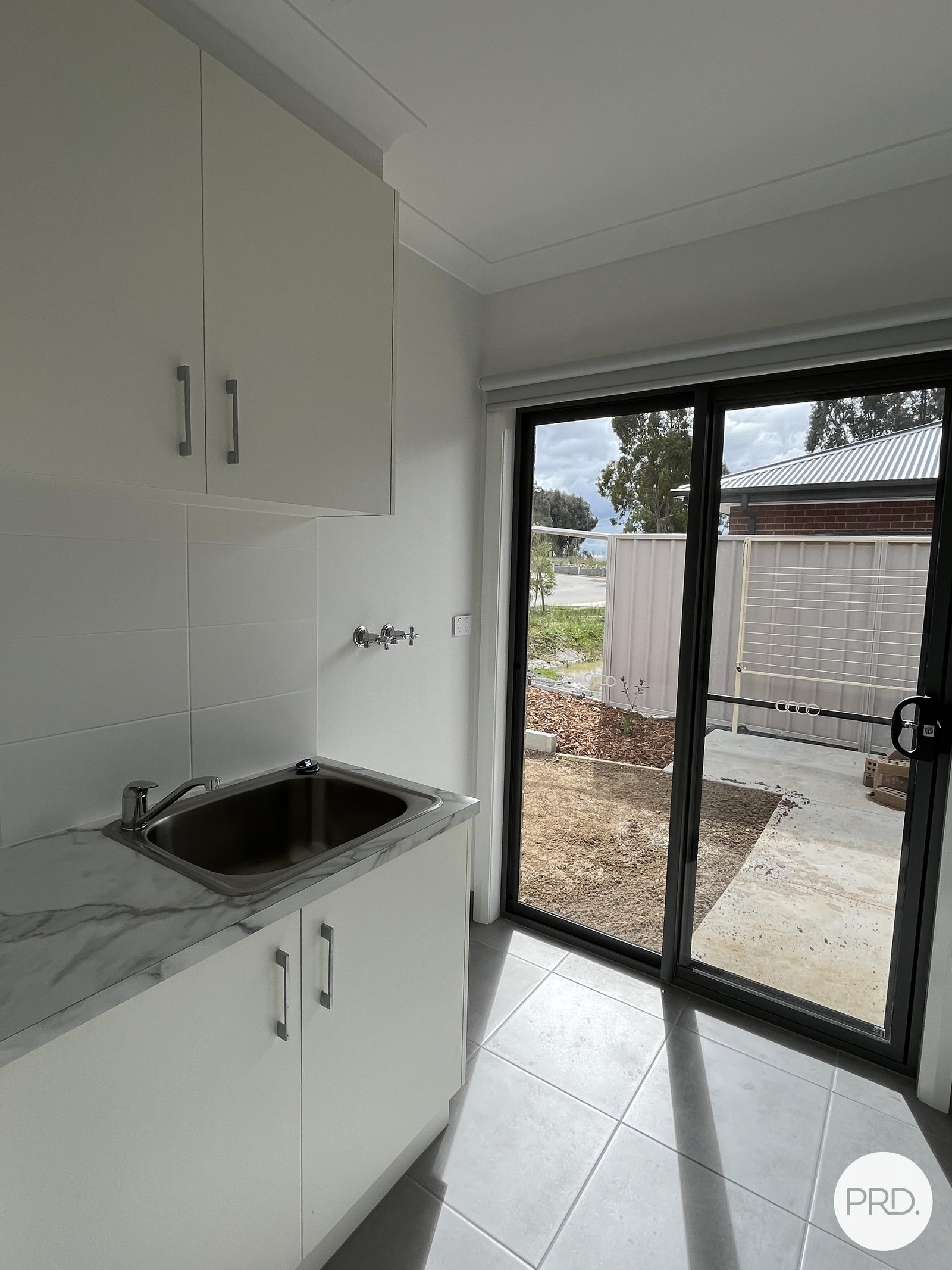 69 Hurley Circuit BARANDUDA 13