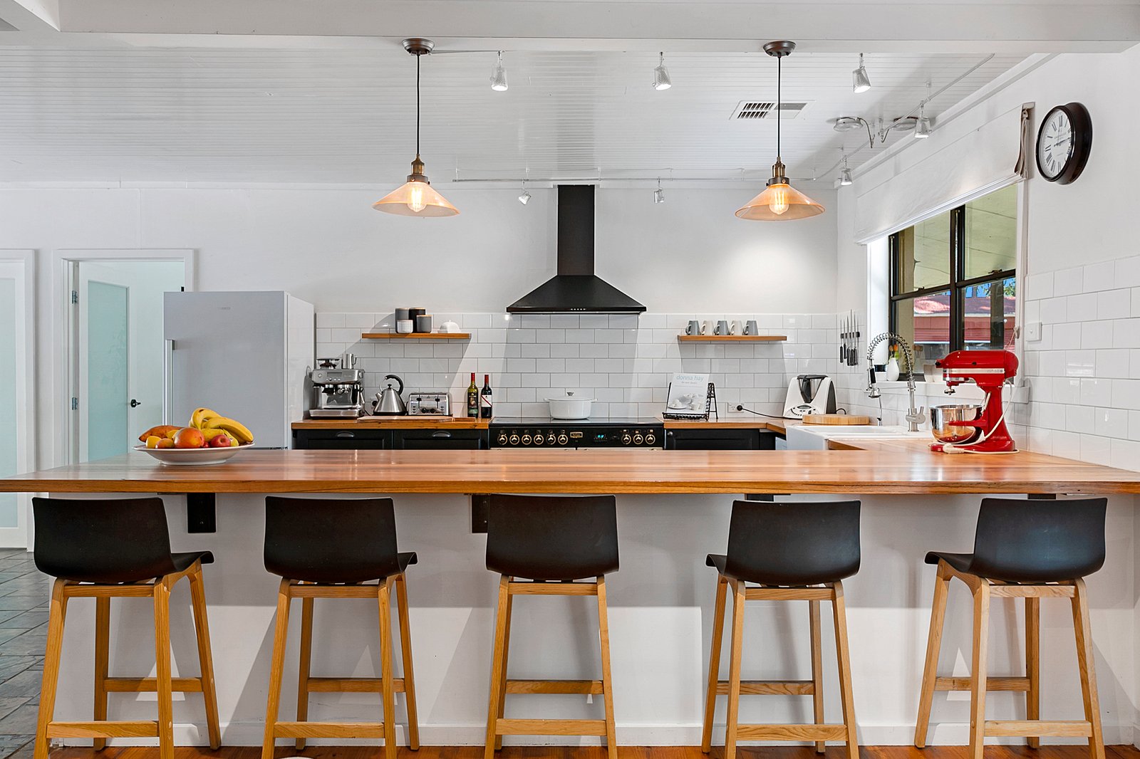 Real Estate and Property in 69 Island Farm Road, Woodend, VIC