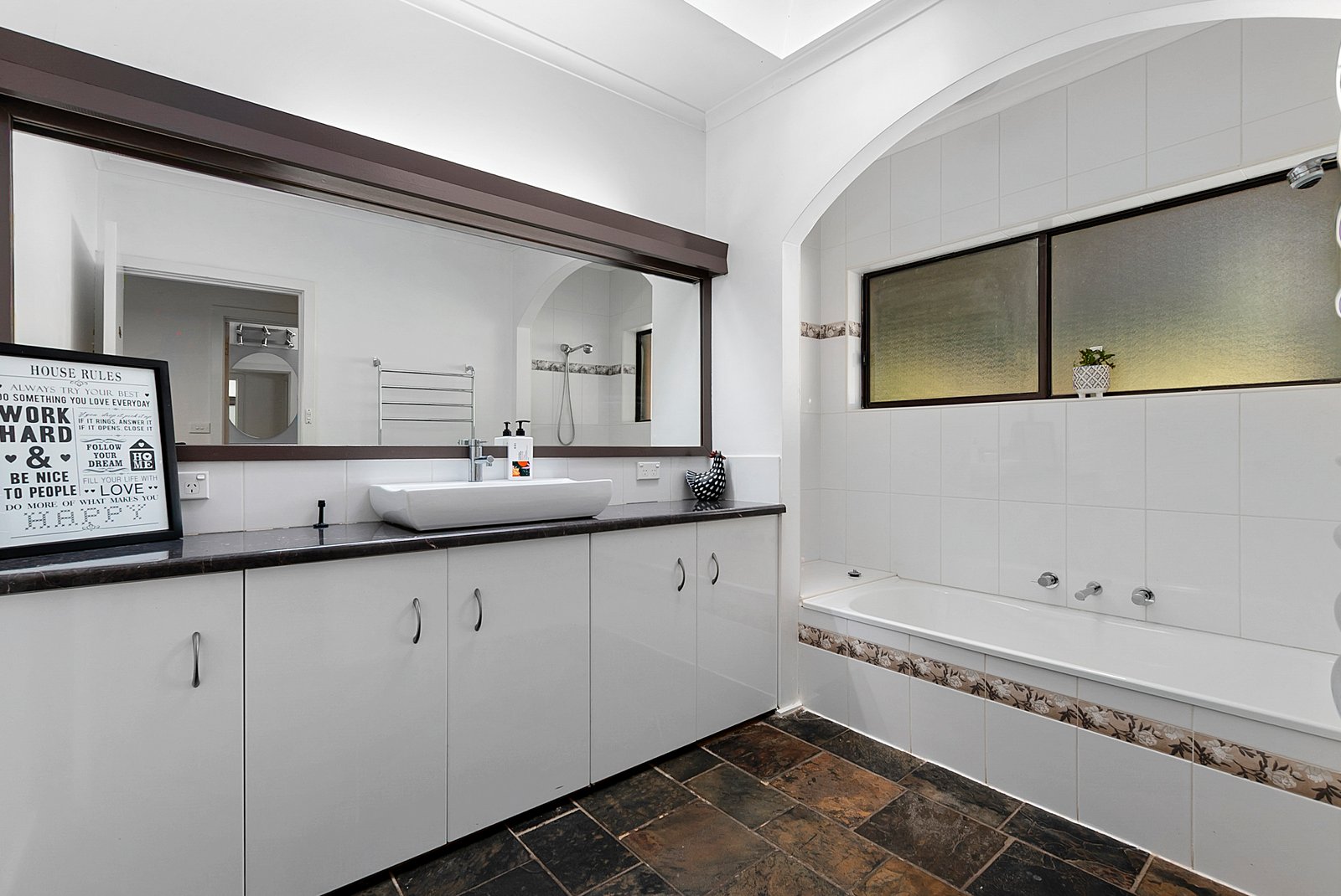 Real Estate and Property in 69 Island Farm Road, Woodend, VIC