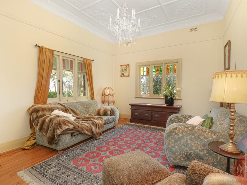 69 Kensington Road BOLWARRA 2