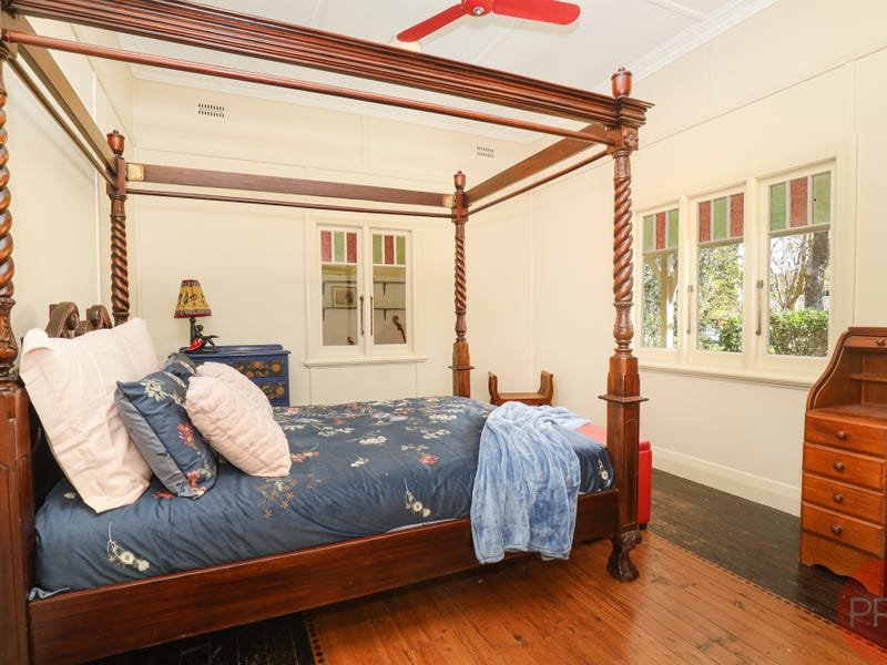 69 Kensington Road BOLWARRA 9