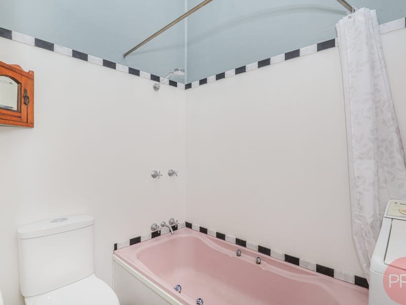 69 Kensington Road BOLWARRA 13