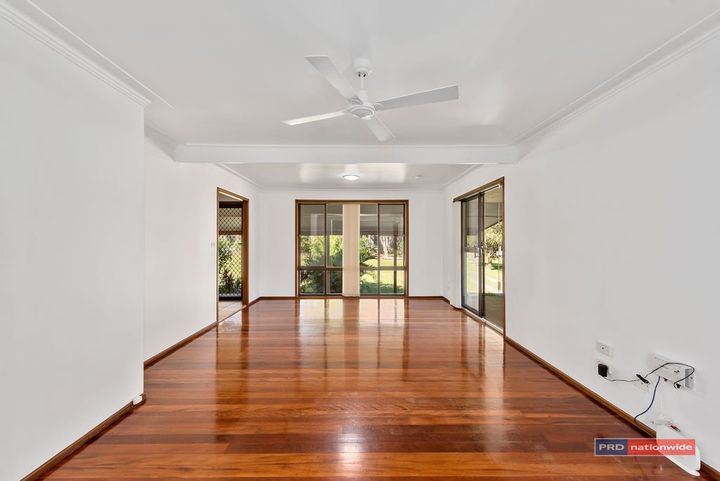 69 Korora Basin Road KORORA 3