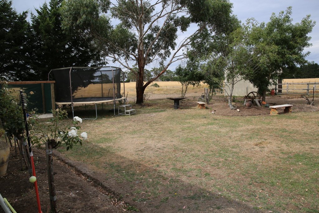69 Lillis Lane MOUNT EGERTON 15