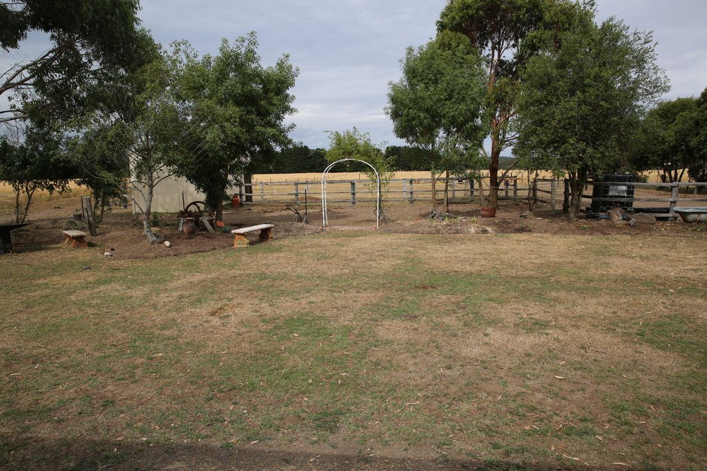 69 Lillis Lane MOUNT EGERTON 16