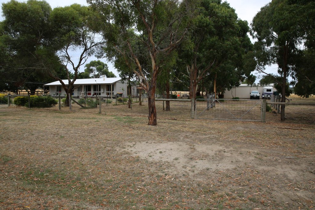 69 Lillis Lane MOUNT EGERTON 21