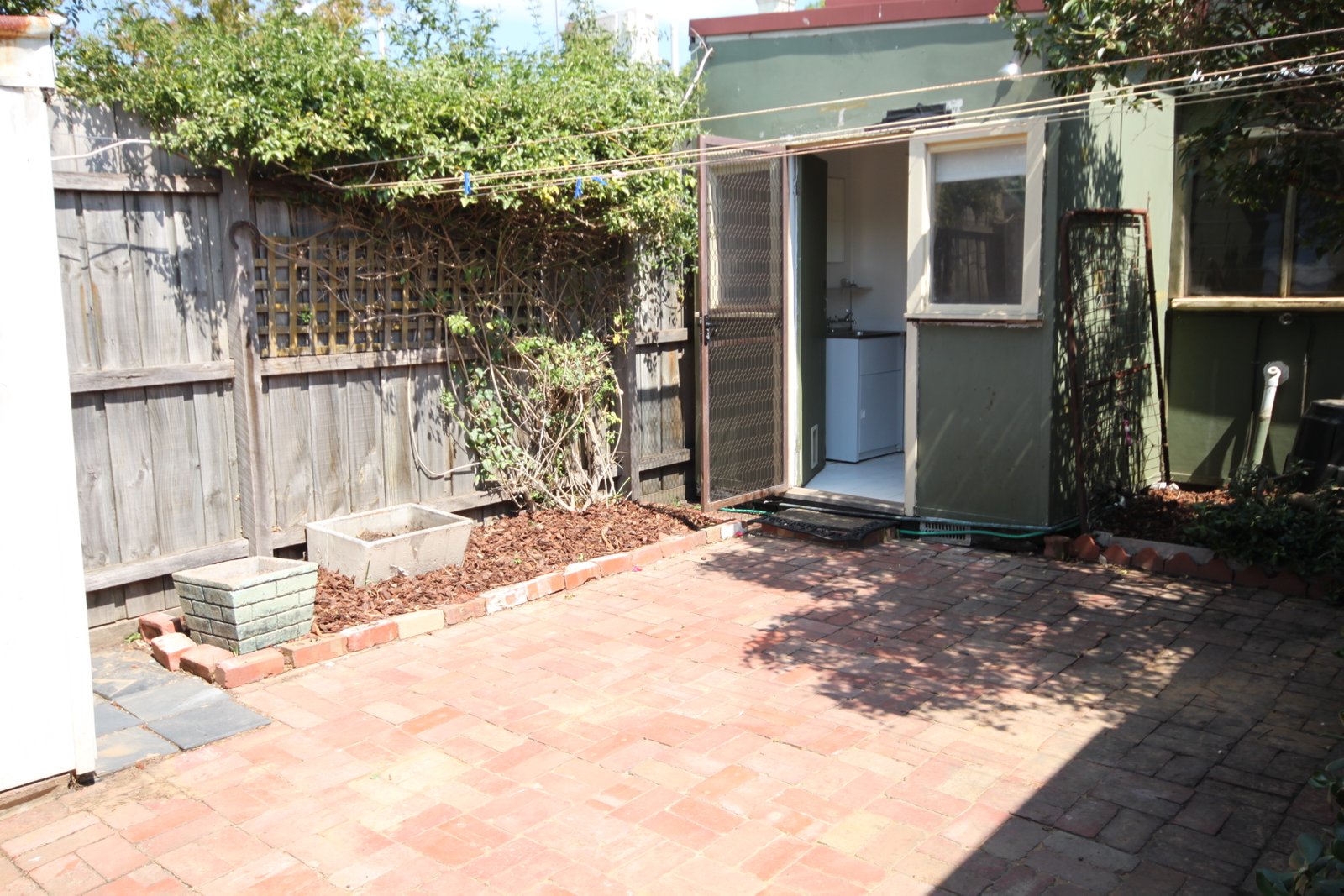 Gallery: 69 Little Page Street