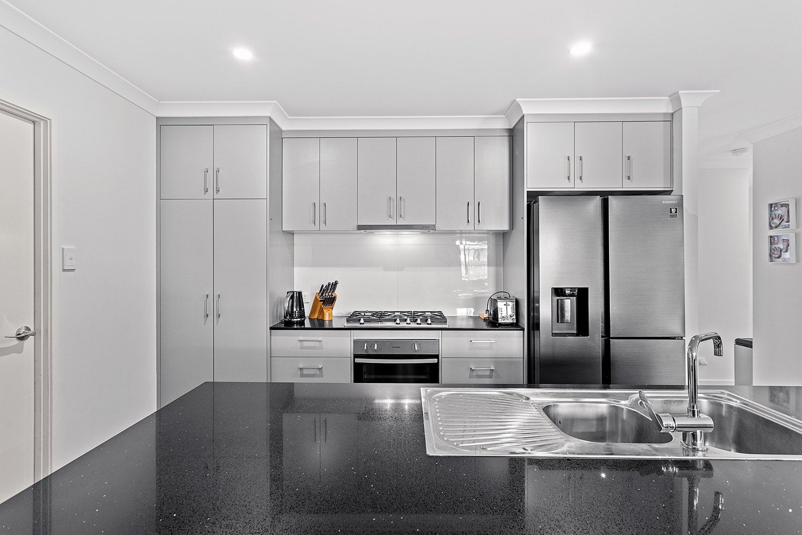 69 Macarthur Drive CANNONVALE 7