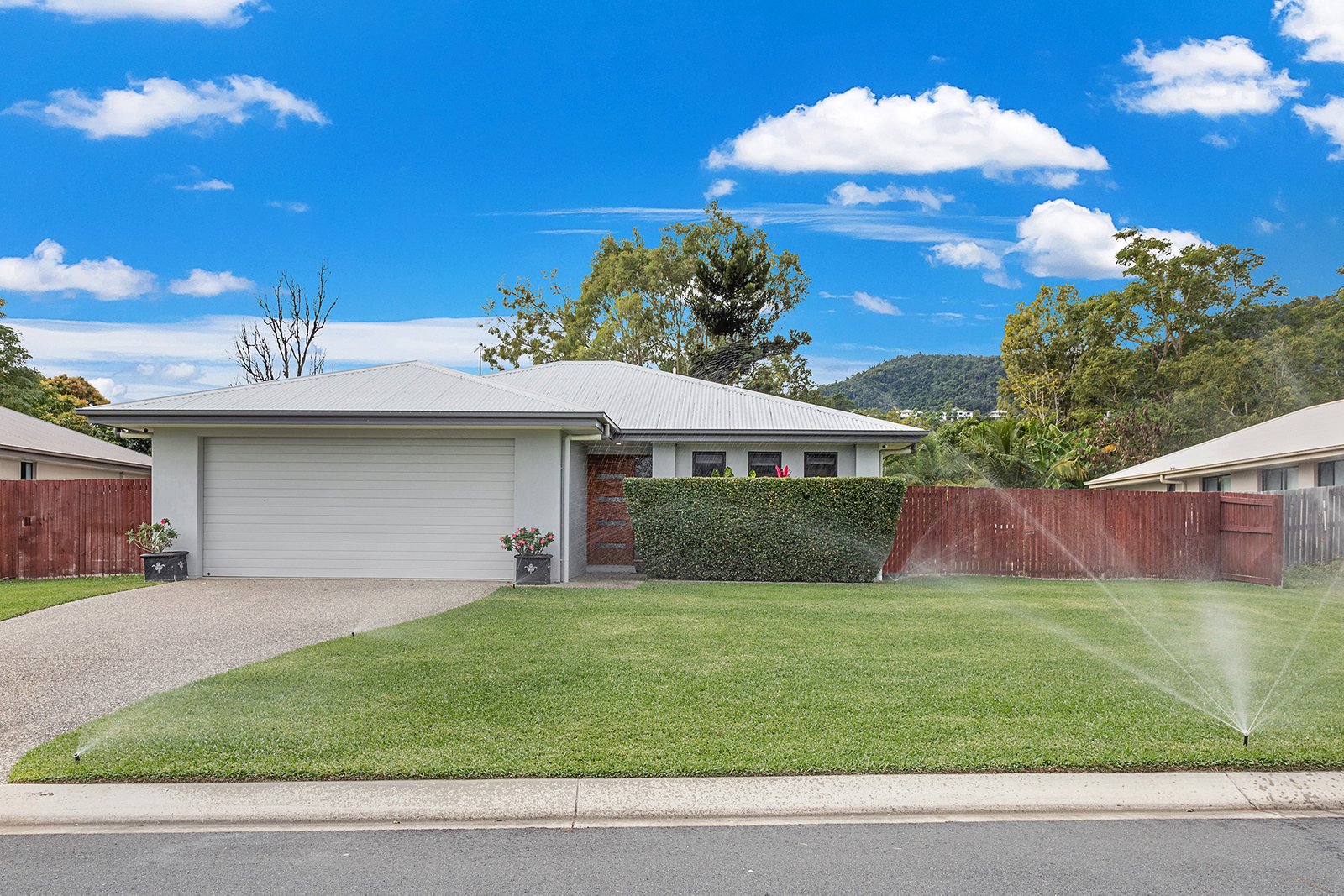 69 Macarthur Drive CANNONVALE 26