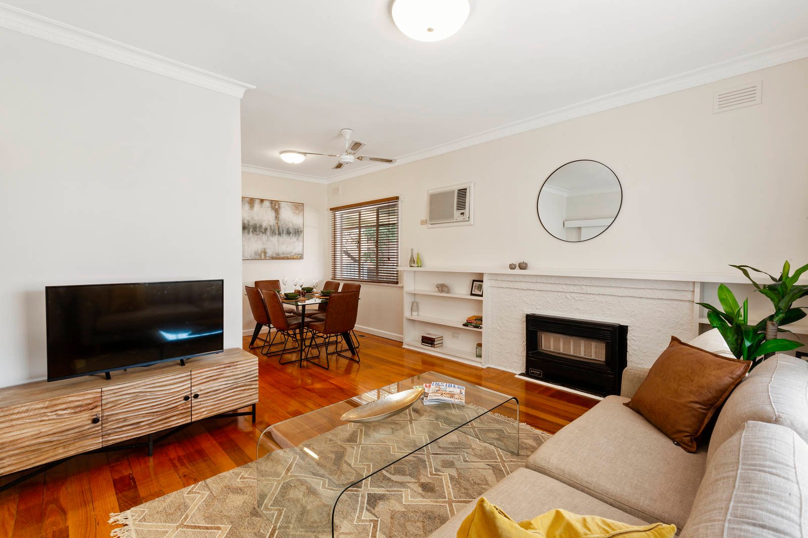 Gallery: 69 Marlborough Street